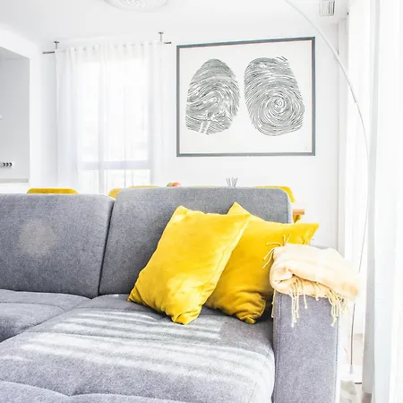 Casa - Con Un Toque Artistico